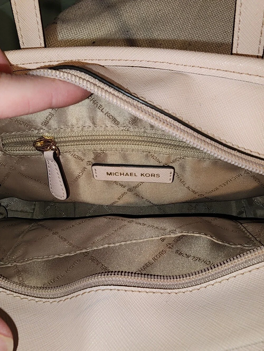 Michael Kors Jet Set Signature Monogram Light Pink and Beige Crossbody Purse